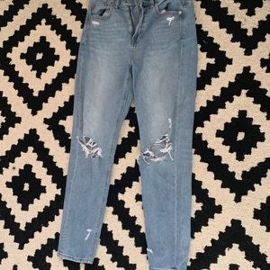 American Eagle Mom Jeans